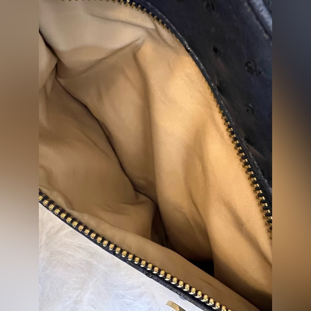 Giani Bernini Blue Ostrich-Embossed Shoulder Bag with unbranded chain crossbody - Picture 5 of 16